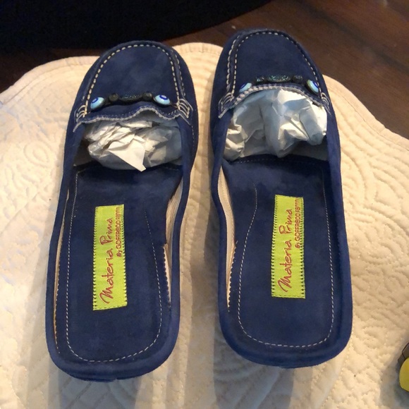 💙🇮🇹Geoffredo Fantini Blue suede crystal & bead embellished kitten heel slides - Picture 7 of 12